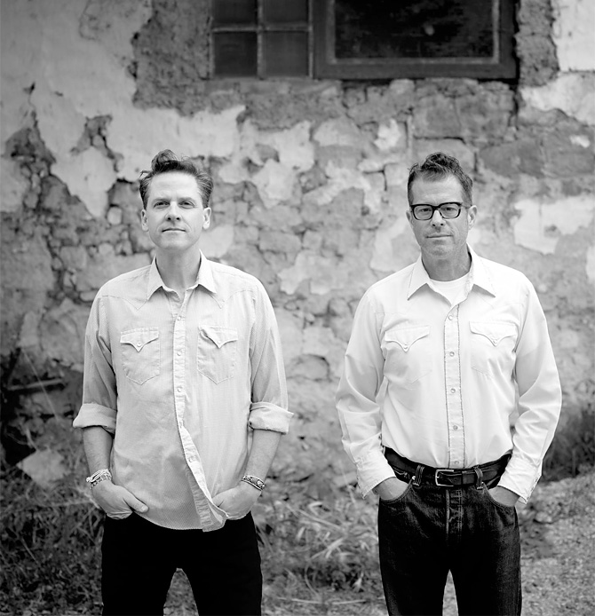 Edge Of The Sun - Calexico